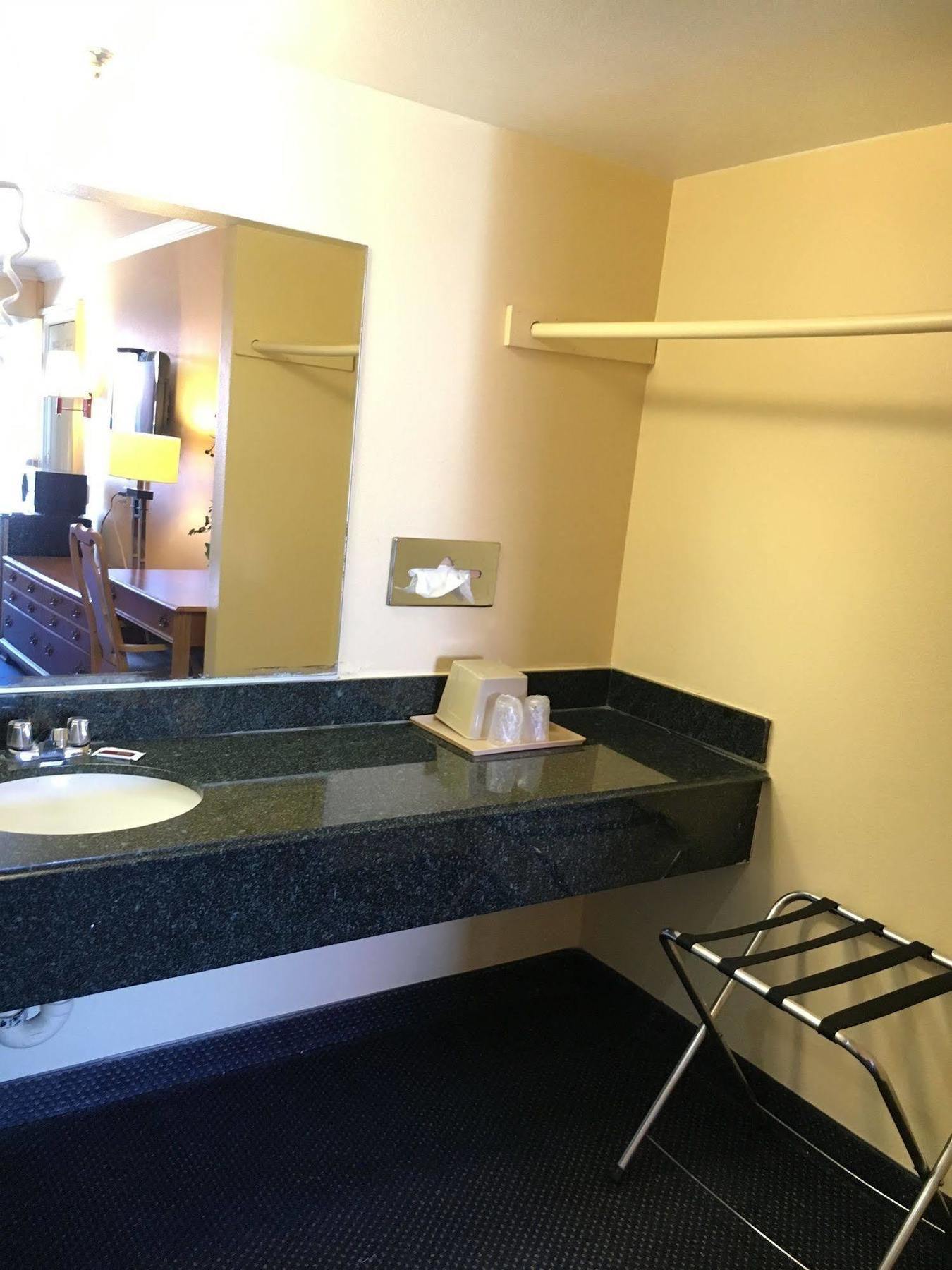 Sands Motel Riverside Εξωτερικό φωτογραφία
